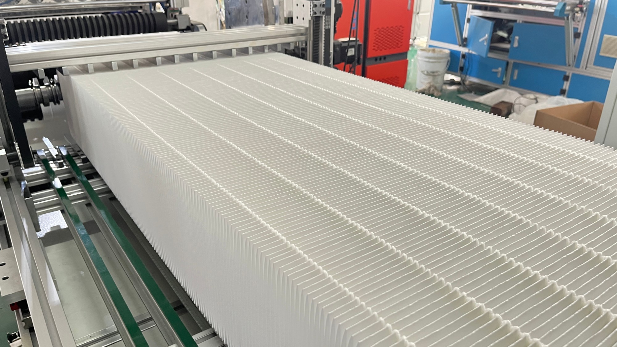 300 Depth Full-auto Hepa Filter CNC Mini Paper Pleating Line